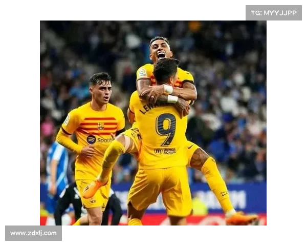 巴萨与巴黎半场战成平局马尤卢进球点燃逆转希望